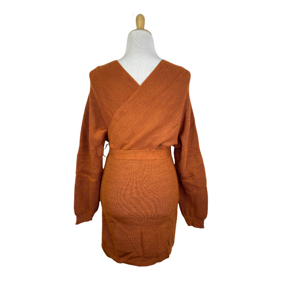 NEW FASHIONKILLA Knit Tie-Waist Dress Size 6 - Picture 2 of 5